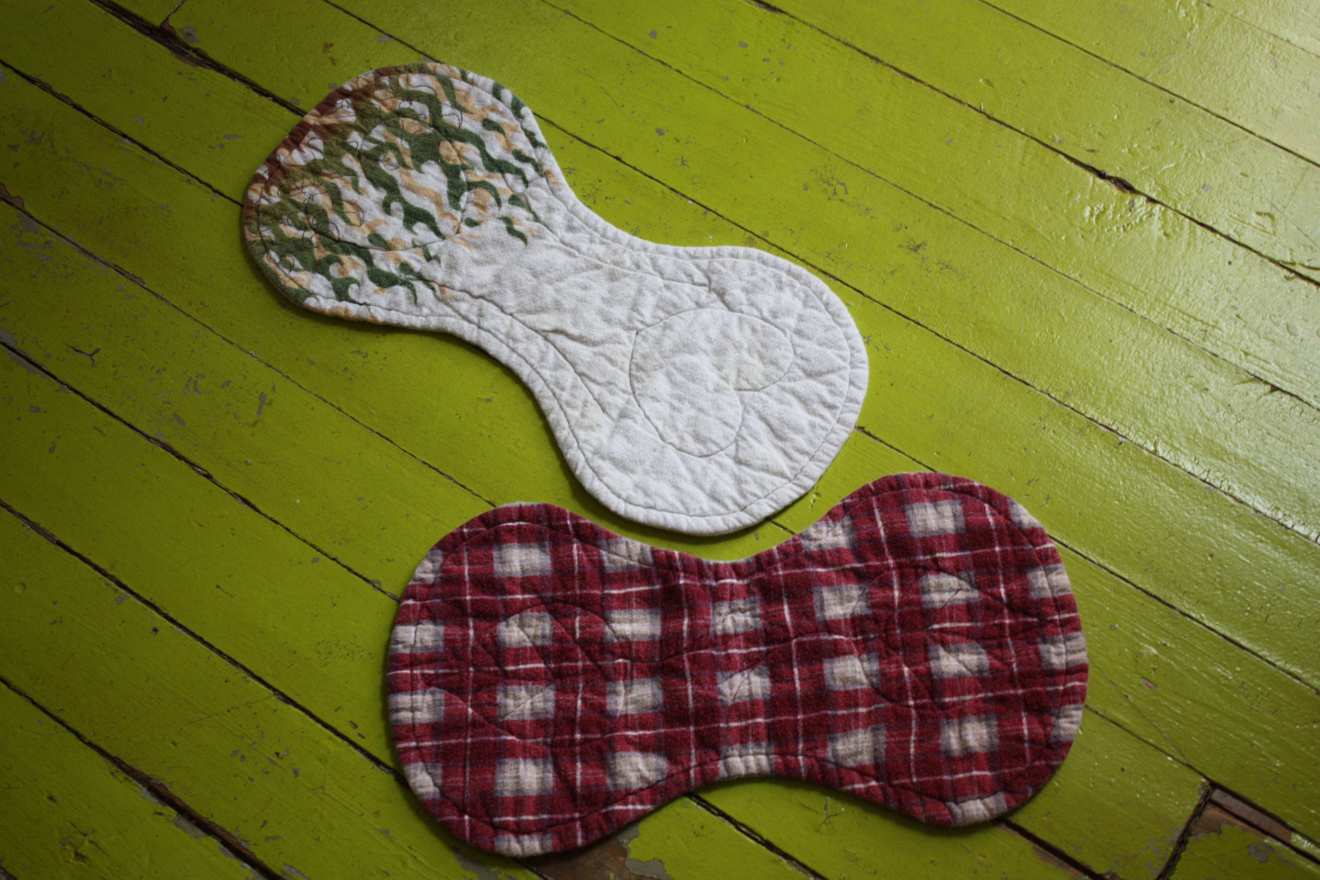 Baby Burp Pad Tutorial | Oma&apos;s Place Embroidery